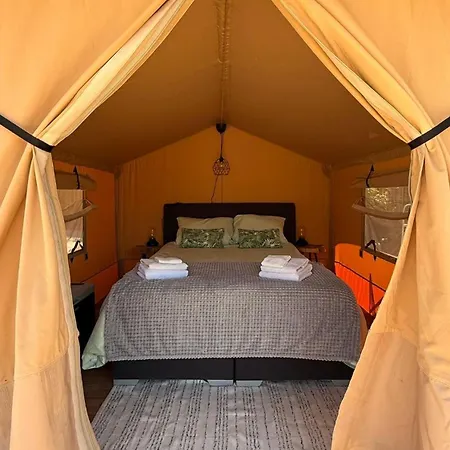 Glamping La Yurta Nel Luxe Glampingtent Luxussátor Torino di Sangro