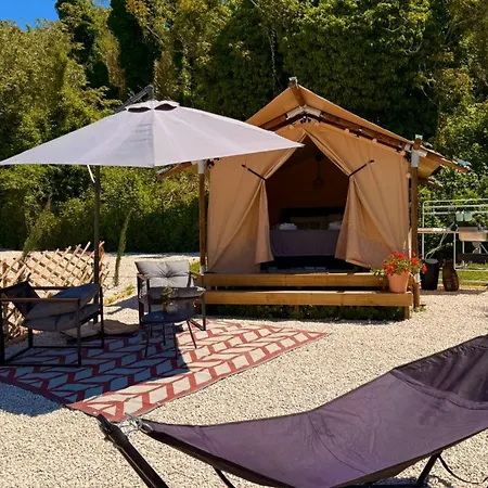 Luxury tent Glamping La Yurta Nel Luxe Glampingtent Torino di Sangro