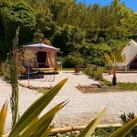 Luxury tent Glamping La Yurta Nel Luxe Glampingtent Torino di Sangro