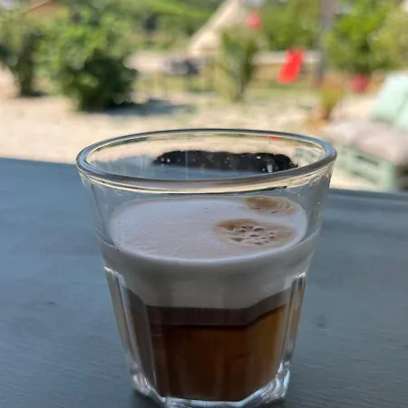 Luxury tent Glamping La Yurta Nel Luxe Glampingtent Torino di Sangro